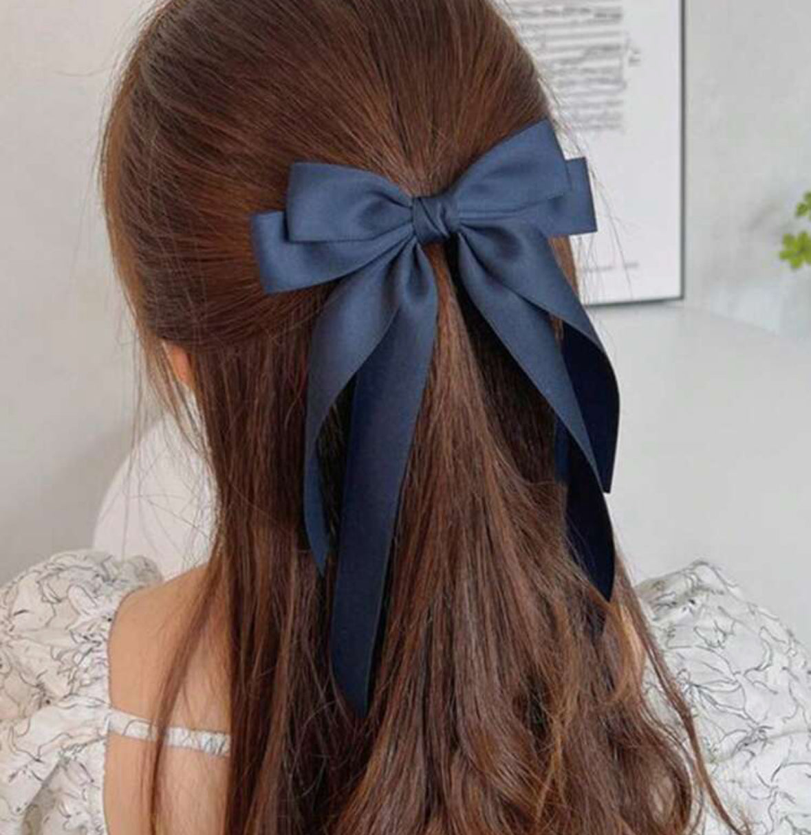 Medium Satin Hair Clip